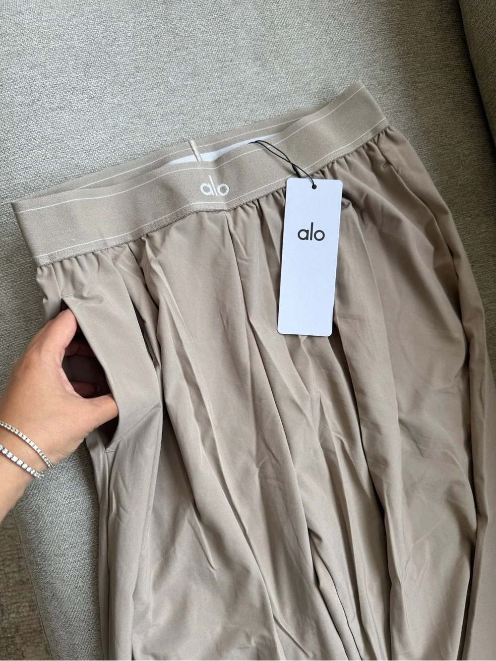Alo woman Tan Active pants